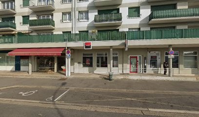 Guilloux Laurent., Boucherie à Taverny