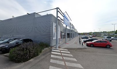 Les Sayes, Boucherie à L'Isle-d'Abeau