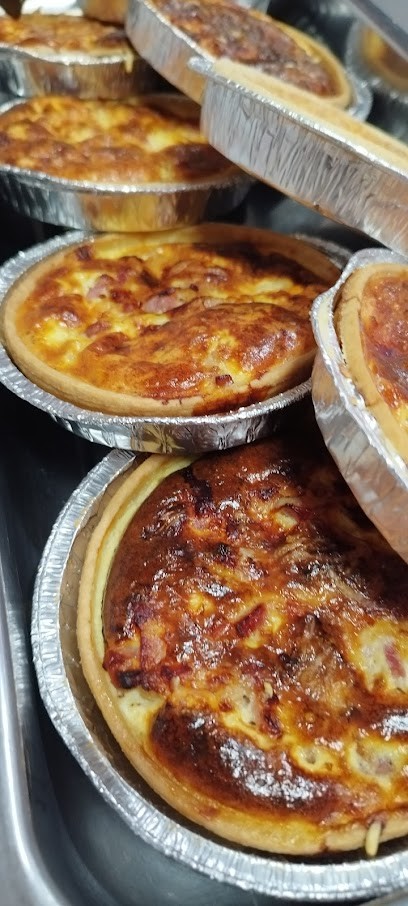 Boucherie Charcuterie Rôtisserie Traiteur Cattaux Alexis, Boucherie à Hourtin