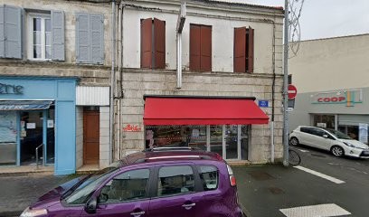 Zozia, Boucherie à Rochefort