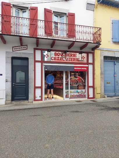 Ceccon-Espel, Boucherie à Tardets-Sorholus