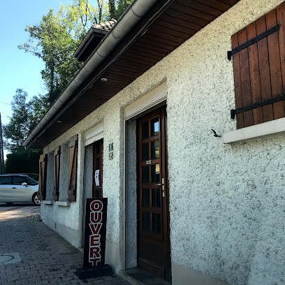 Fumé du Jura - Salaisons Thaurin, Charcuterie à Pont-d'Héry