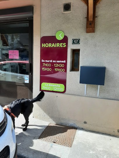 Boucherie - Superette ROUZIER Botoufotsi, Boucherie à Lhuis