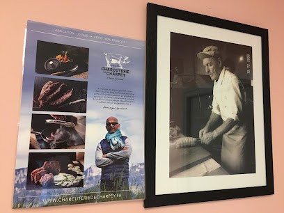 Charcuterie De Charpey (Grimaud), Charcuterie à Marches