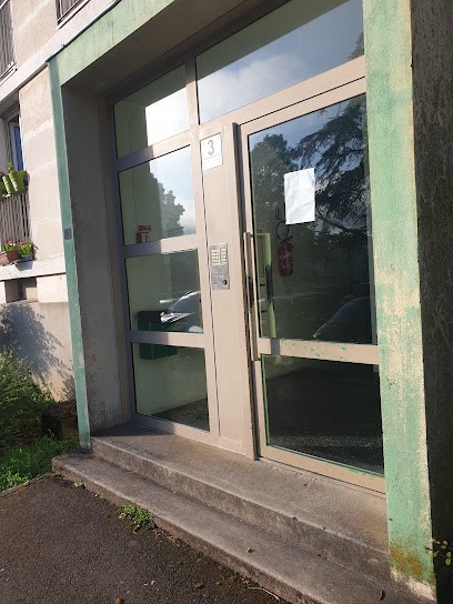 Boucherie Halal Du Champ De Manoeuvre, Boucherie à Soyaux