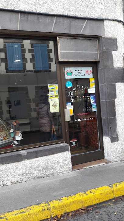 Appelez Moi Katz, Boucherie à Ennezat