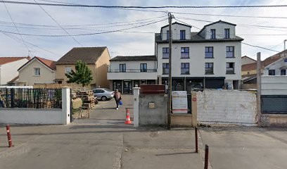 Yousra, Boucherie à Montfermeil