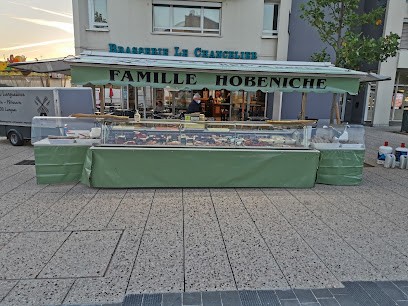 La Croix Des Arbres, Boucherie à Sauxillanges